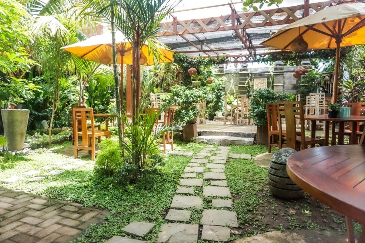 The Wisma Pulau Merah Pasanggaran Экстерьер фото
