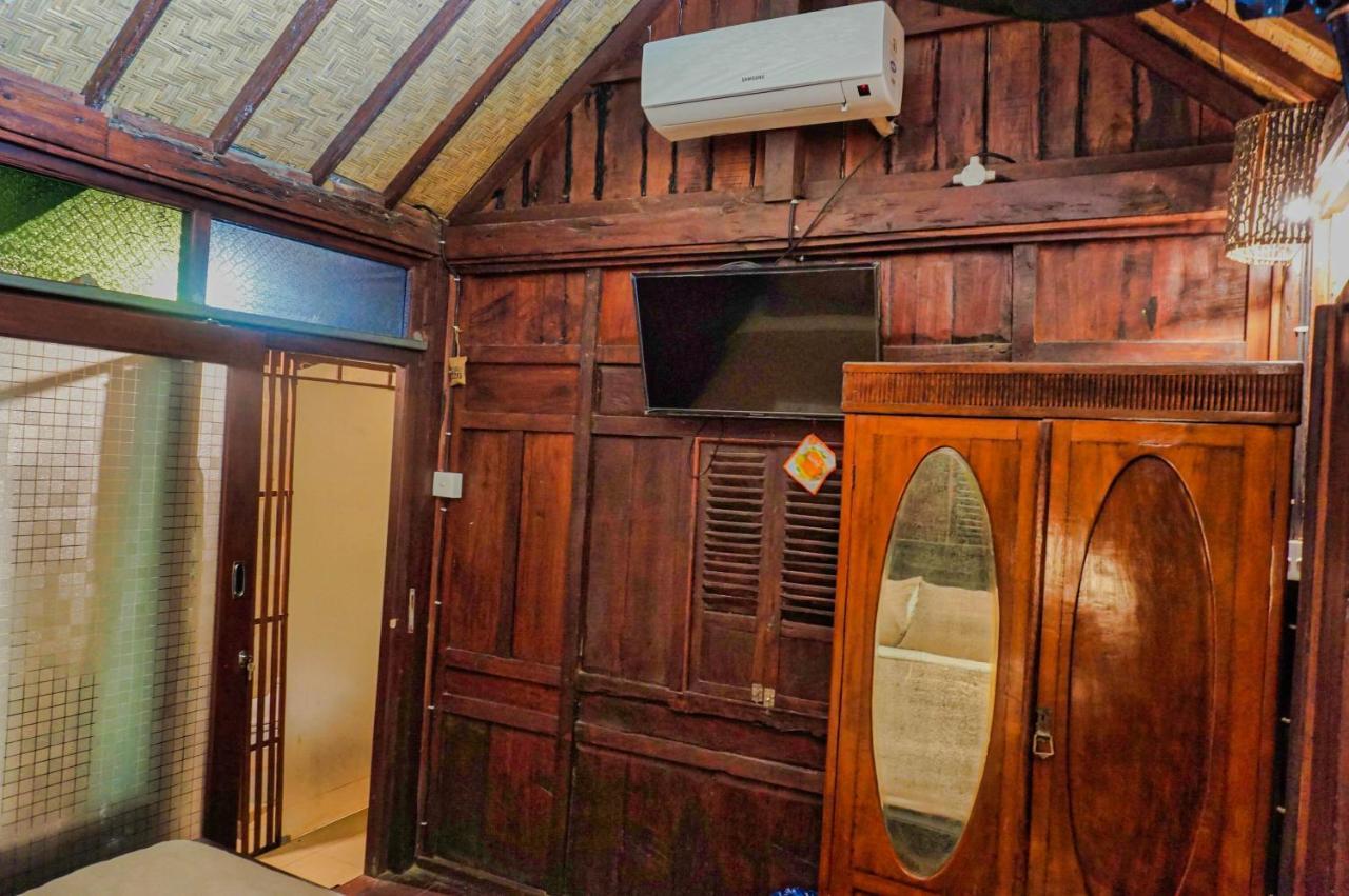 The Wisma Pulau Merah Pasanggaran Экстерьер фото